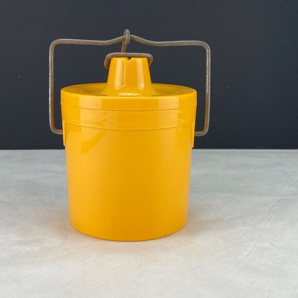 Vintage Ritepoint Crock of Coasters - Picture 3 of 12